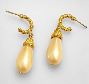 Vintage Pierced Dangle Earrings Faux Pearl & Gold-tone Elegant‎ wp-13